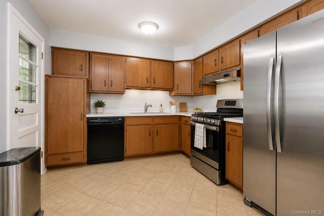 735 Elvira Avenue, Far Rockaway, NY 11691