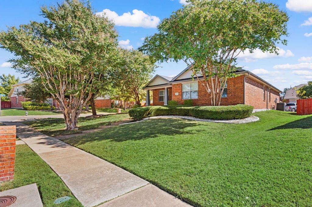 1513 Walnut Ridge Drive, Rockwall, TX 75032