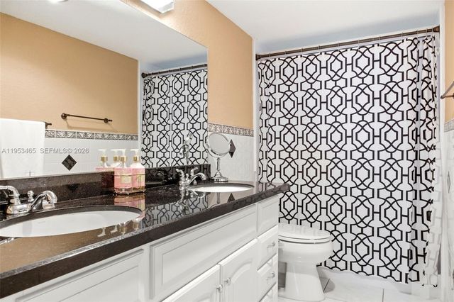 410 NW 68th Ave 401, Plantation, FL 33317