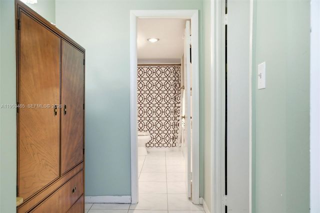 410 NW 68th Ave 401, Plantation, FL 33317