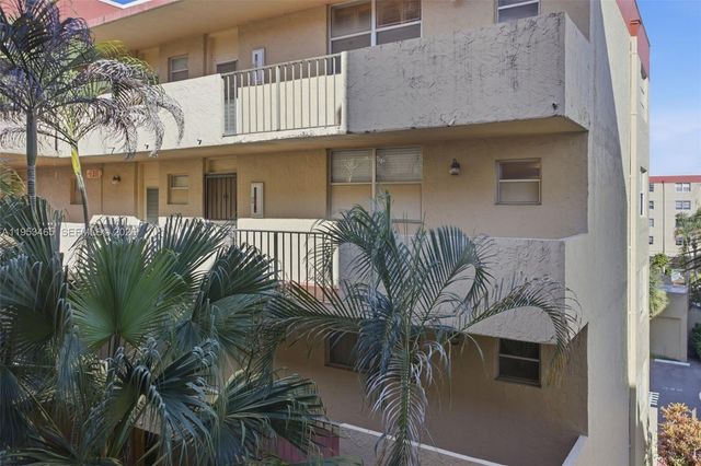 410 NW 68th Ave 401, Plantation, FL 33317