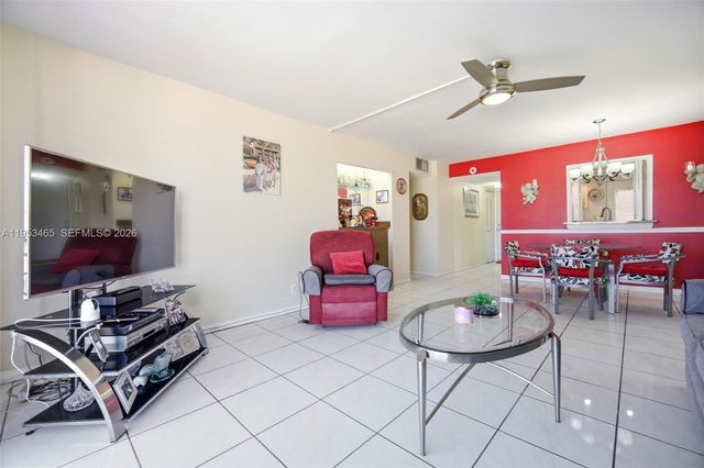 410 NW 68th Ave 401, Plantation, FL 33317