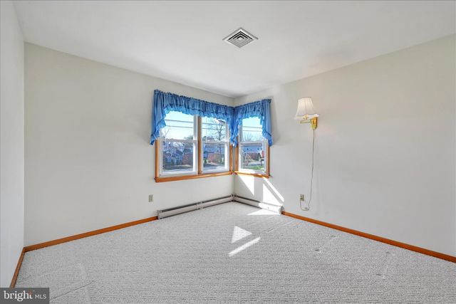 542 S LINGLE AVE, Palmyra, PA 17078