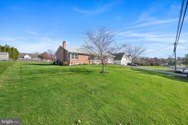 542 S LINGLE AVE, Palmyra, PA 17078