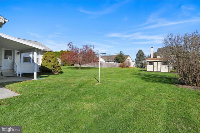 542 S LINGLE AVE, Palmyra, PA 17078