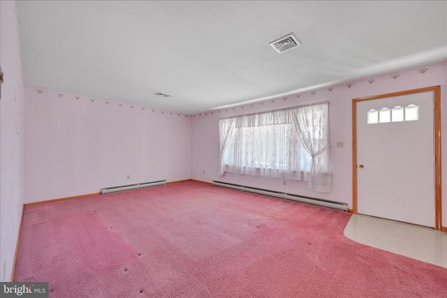 542 S LINGLE AVE, Palmyra, PA 17078