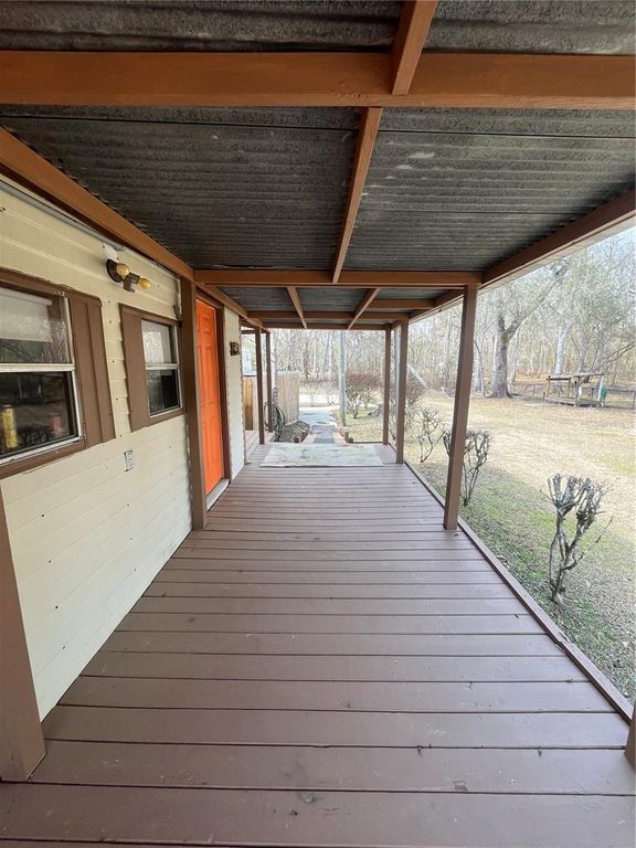 Image 20 of property listing at 1859 NW 82ND TERRACE, Bell, FL 32619