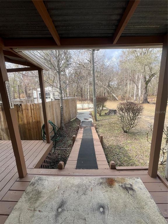 Image 22 of property listing at 1859 NW 82ND TERRACE, Bell, FL 32619