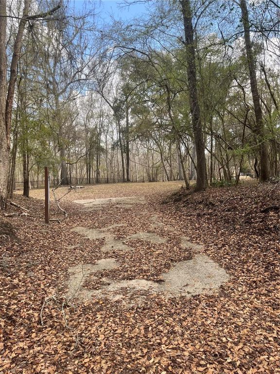 Image 24 of property listing at 1859 NW 82ND TERRACE, Bell, FL 32619