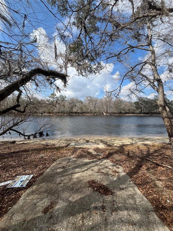 Image 26 of property listing at 1859 NW 82ND TERRACE, Bell, FL 32619