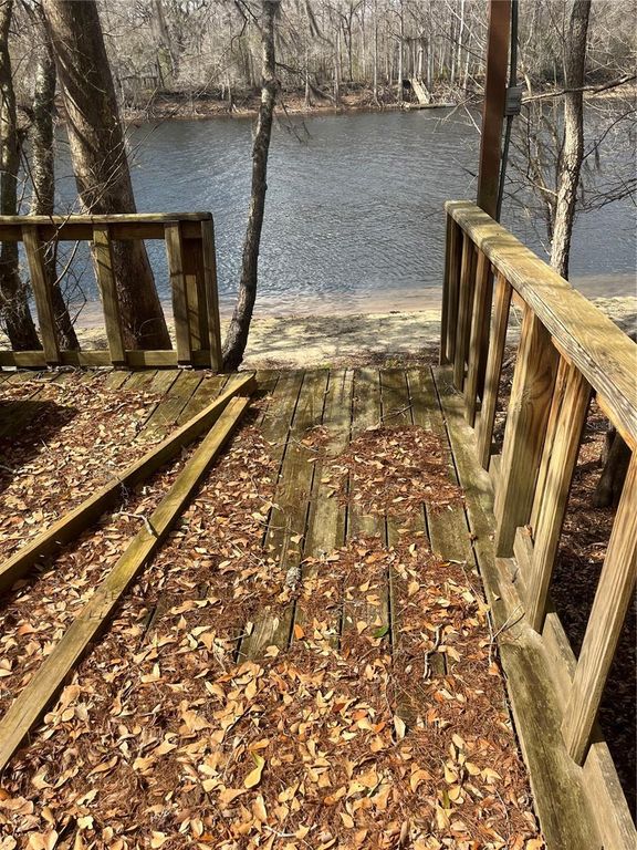 Image 32 of property listing at 1859 NW 82ND TERRACE, Bell, FL 32619