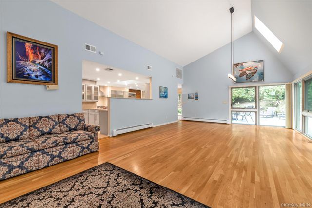 474 Old Bridge Road, Northport, NY 11768