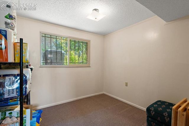 1585 Luna Vista Street, Colorado Springs, CO 80911