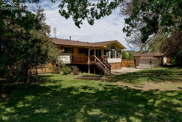 1585 Luna Vista Street, Colorado Springs, CO 80911