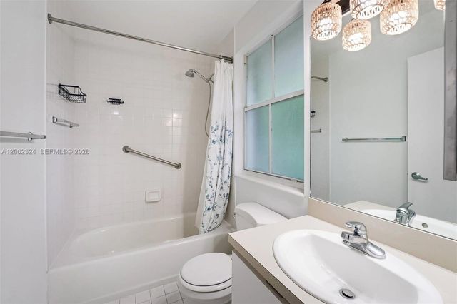 3605 SW 37 Avenue, Coconut Grove, FL 33133