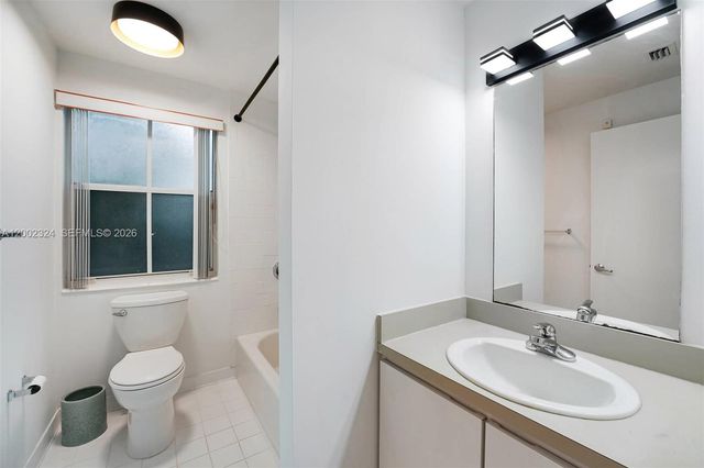 3605 SW 37 Avenue, Coconut Grove, FL 33133