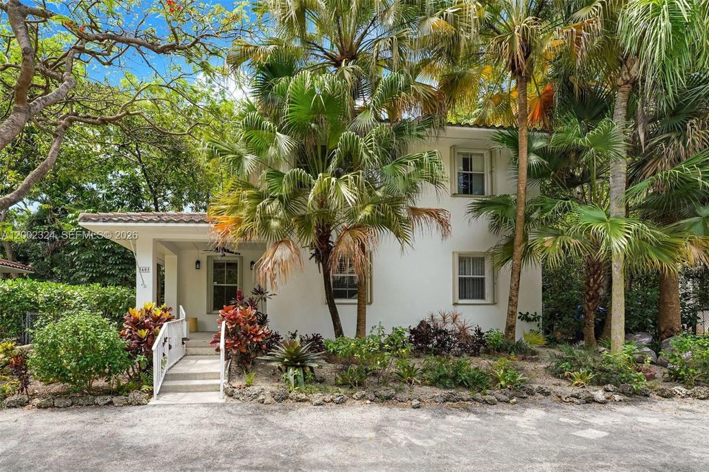 3605 SW 37 Avenue, Coconut Grove, FL 33133