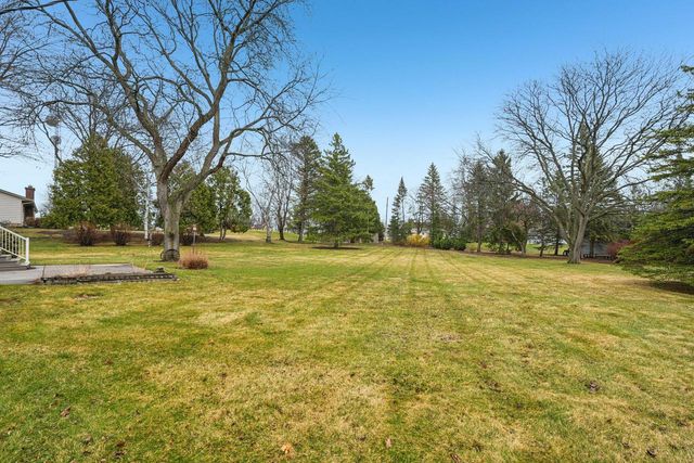 558 Horns Corners ROAD, Cedarburg, WI 53012