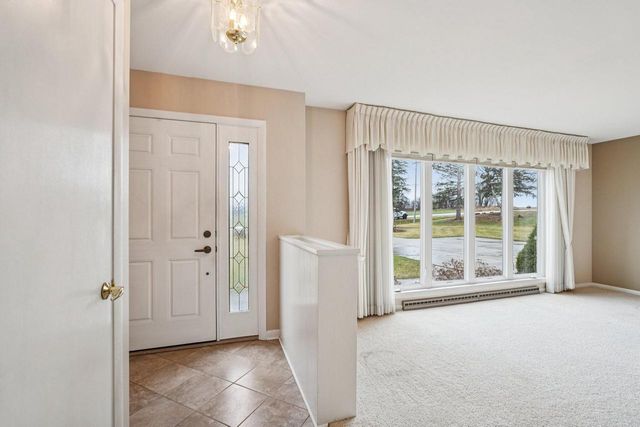 558 Horns Corners ROAD, Cedarburg, WI 53012