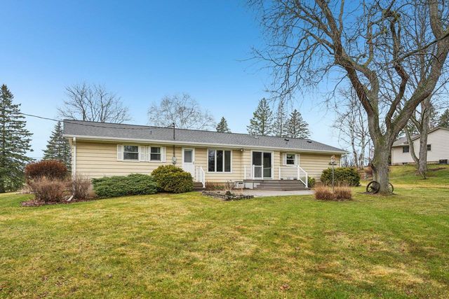 558 Horns Corners ROAD, Cedarburg, WI 53012