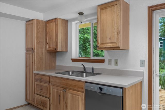 5311 75th Court SW, Olympia, WA 98512