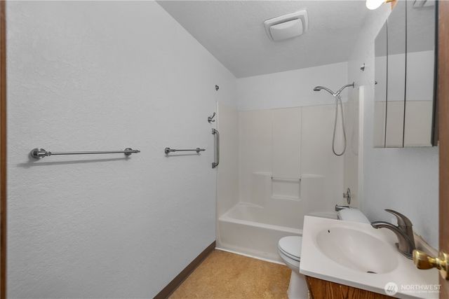 5311 75th Court SW, Olympia, WA 98512