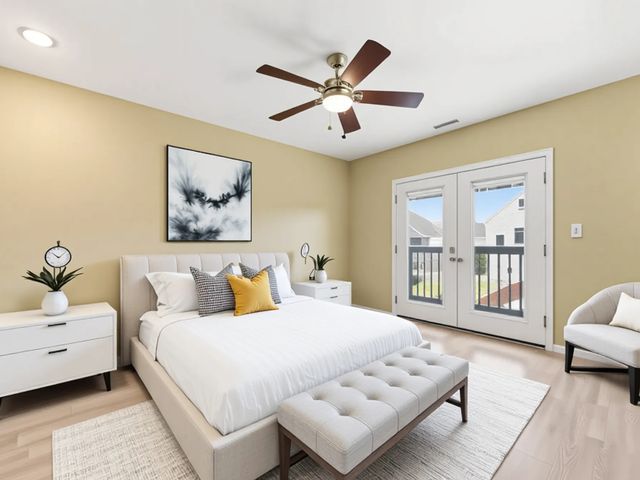 2426 S Bell Avenue, Chicago, IL 60608