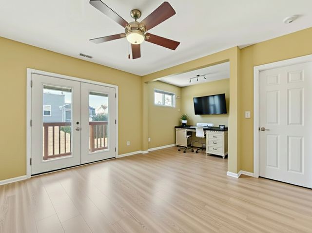 2426 S Bell Avenue, Chicago, IL 60608