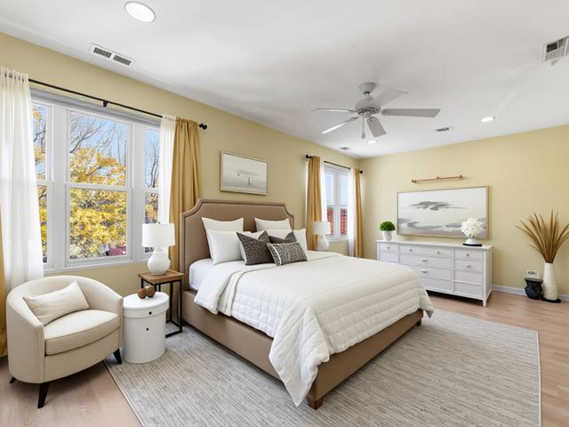 2426 S Bell Avenue, Chicago, IL 60608