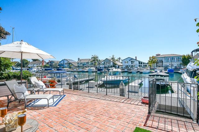 3532 Windspun Drive, Huntington Beach, CA 92649