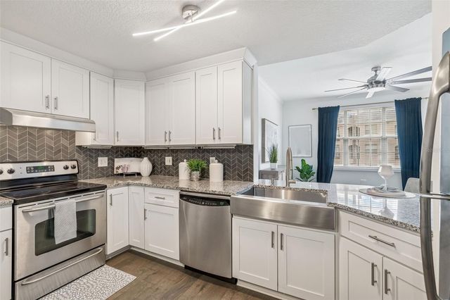 501 KNIGHTS RUN AVENUE 2206, Tampa, FL 33602