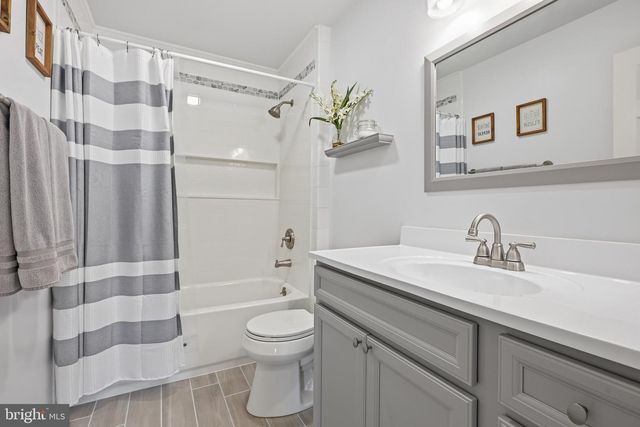 57 EATON PL, Bear, DE 19701