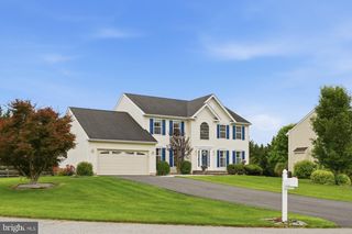 57 EATON PL, Bear, DE 19701