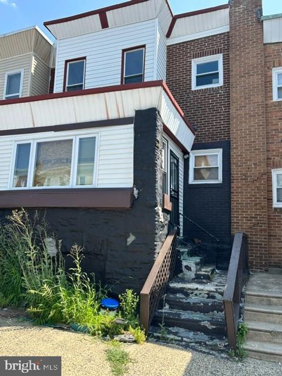 2038 W SPENCER AVE, Philadelphia, PA 19138