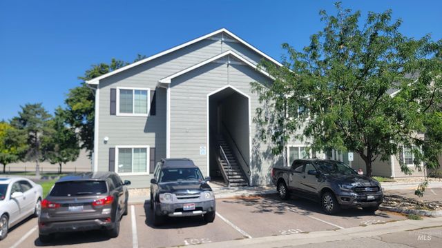 276 E Main Loop, Nampa, ID 83686 property photo