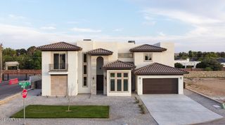 820 West Gate, El Paso, TX 79932