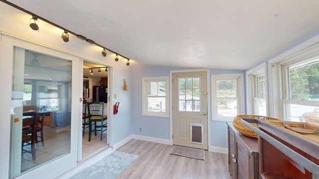 150 Coolidge St, Swansea, MA 02777