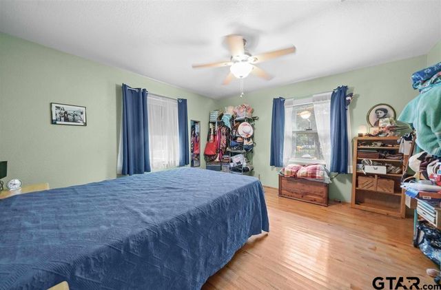 1009 N Link St, Palestine, TX 75801