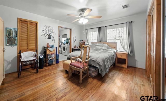 1009 N Link St, Palestine, TX 75801