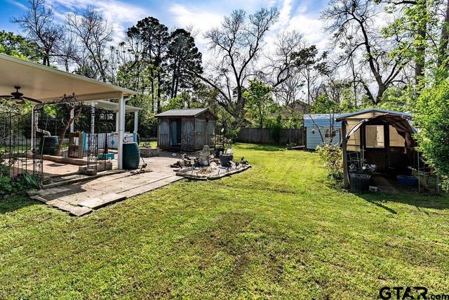 1009 N Link St, Palestine, TX 75801