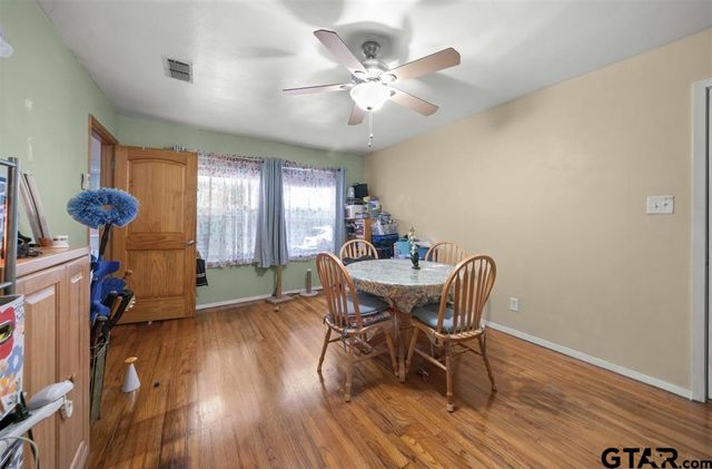 1009 N Link St, Palestine, TX 75801