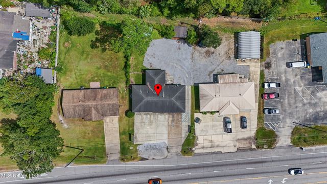 6204 Washington Avenue, Ocean Springs, MS 39564