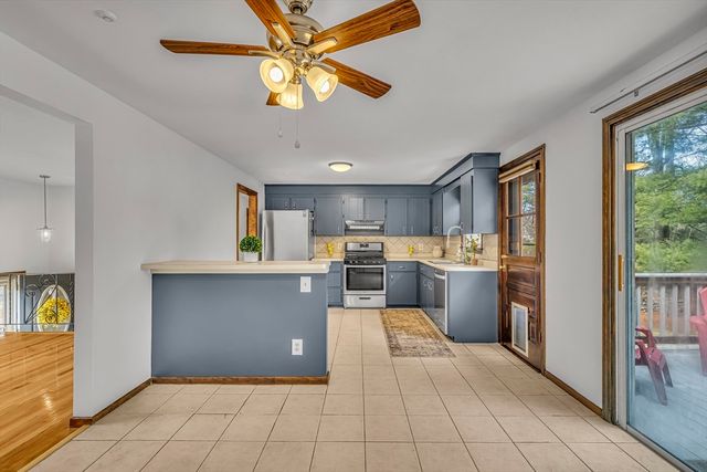 50 Harlow Rd, Rockland, MA 02370