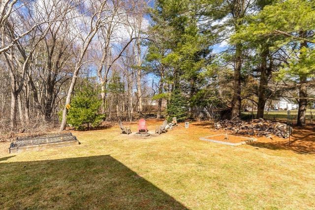 50 Harlow Rd, Rockland, MA 02370