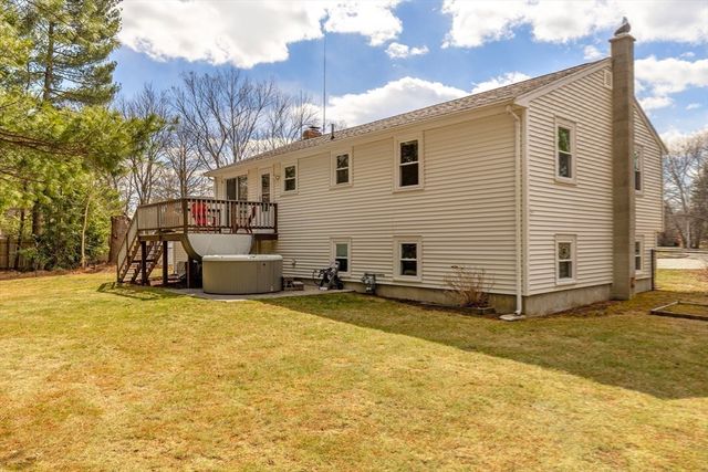 50 Harlow Rd, Rockland, MA 02370