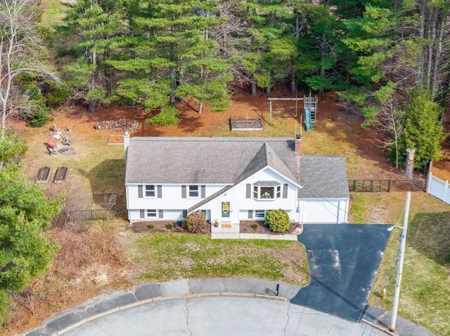 50 Harlow Rd, Rockland, MA 02370
