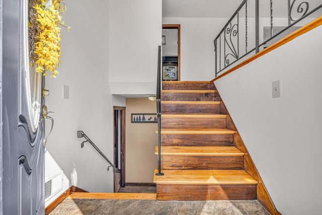 50 Harlow Rd, Rockland, MA 02370