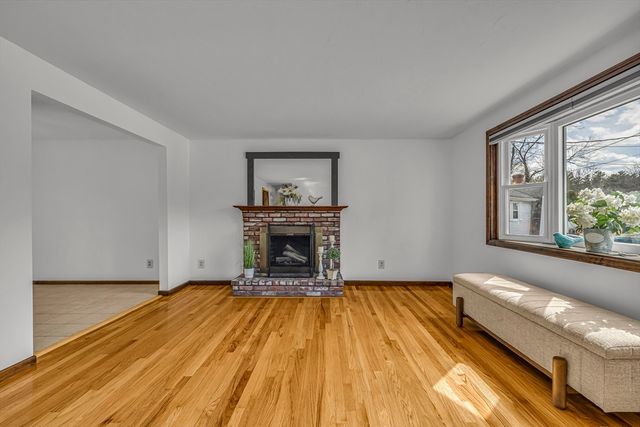 50 Harlow Rd, Rockland, MA 02370