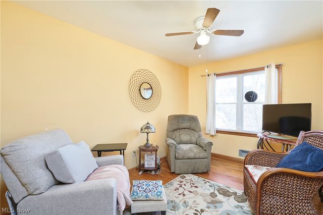 507 E Ford Avenue, Barberton, OH 44203