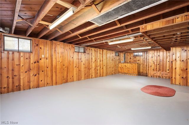 507 E Ford Avenue, Barberton, OH 44203